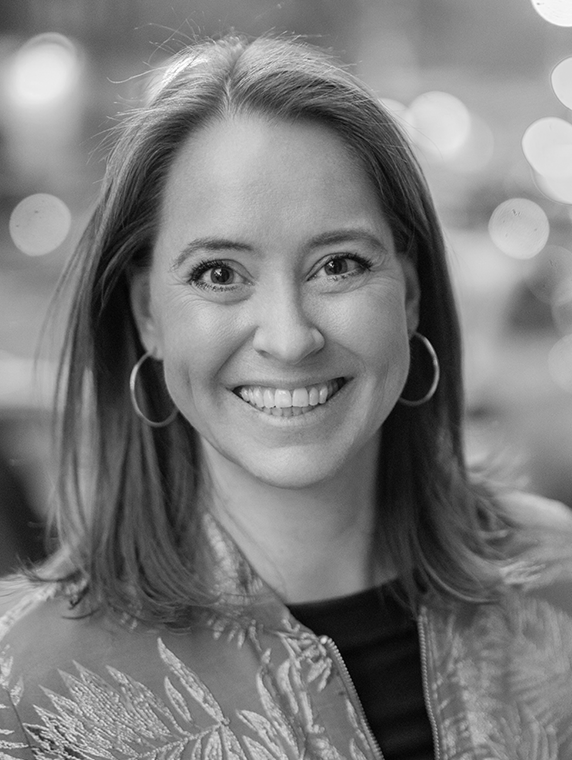 Esther Veenhuizen Headshot Image